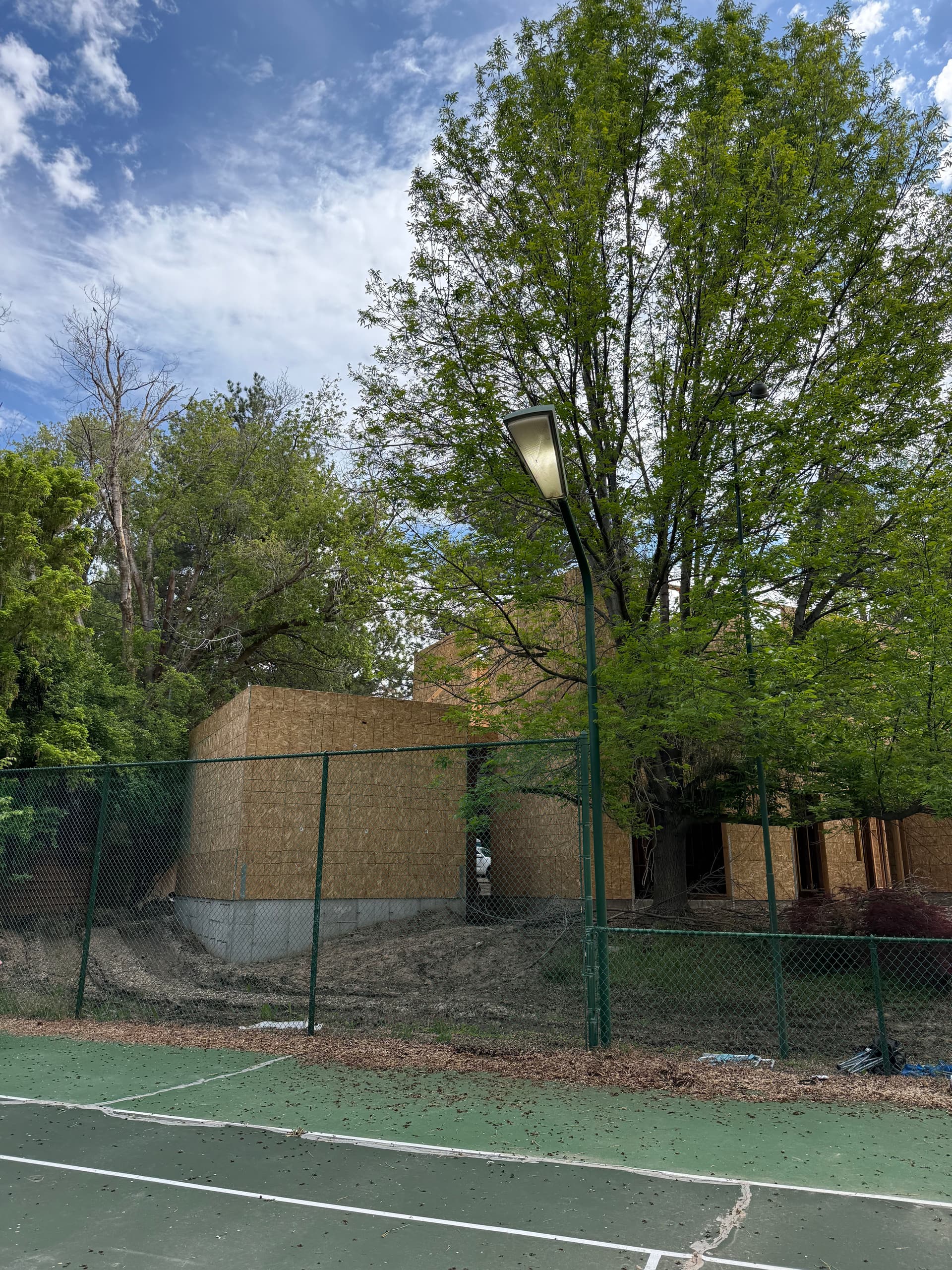Gallery photos for Metal Halide to LED Upgrade on an Outdoor Sports Court: Image #3