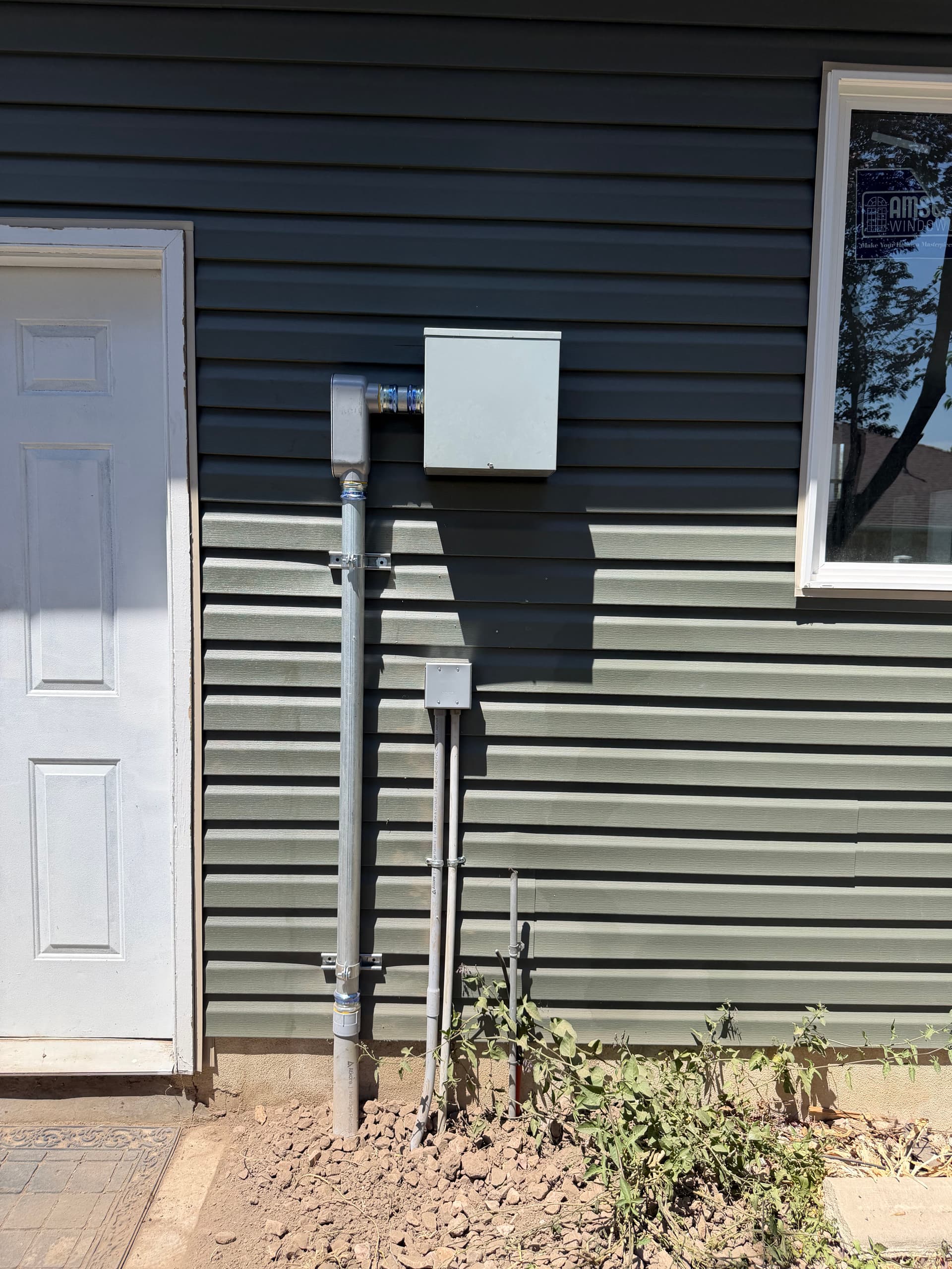 Gallery photos for 200 Amp Underground Service Install on a House Fire Rebuild: Image #8