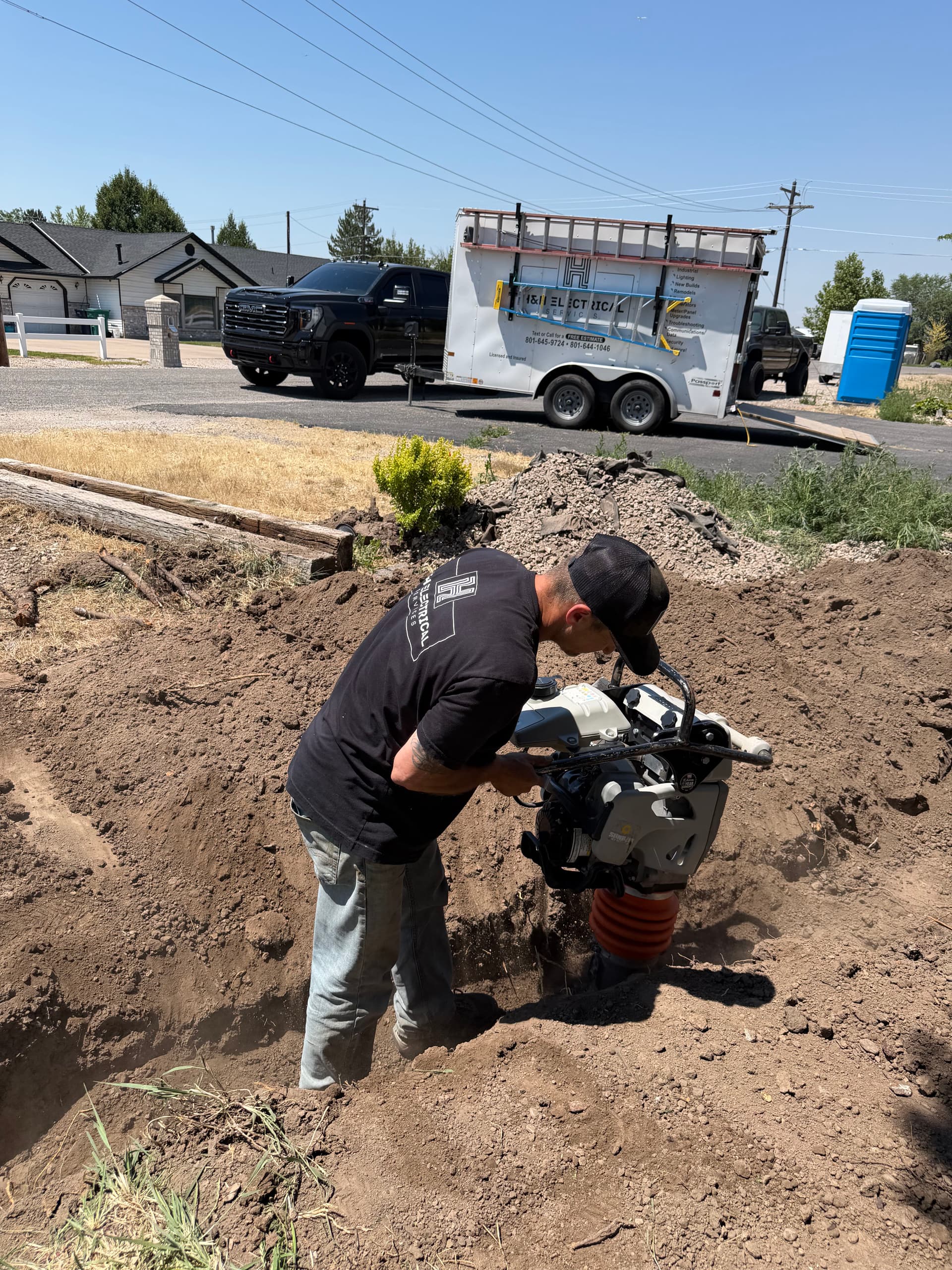 Gallery photos for 200 Amp Underground Service Install on a House Fire Rebuild: Image #3