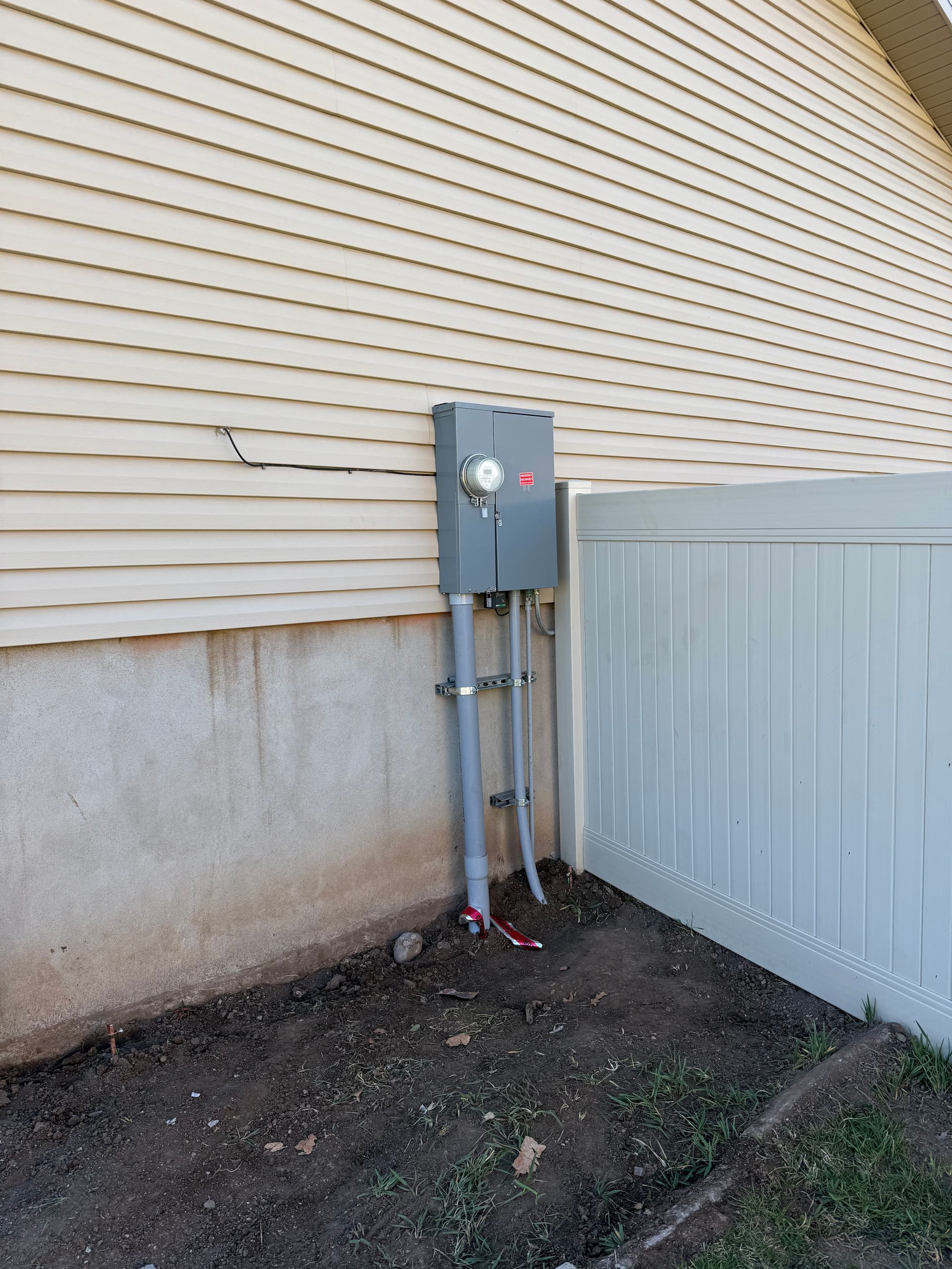 Gallery photos for Boosting Backyard Power with New 200 Amp Electrical Service: Image #7