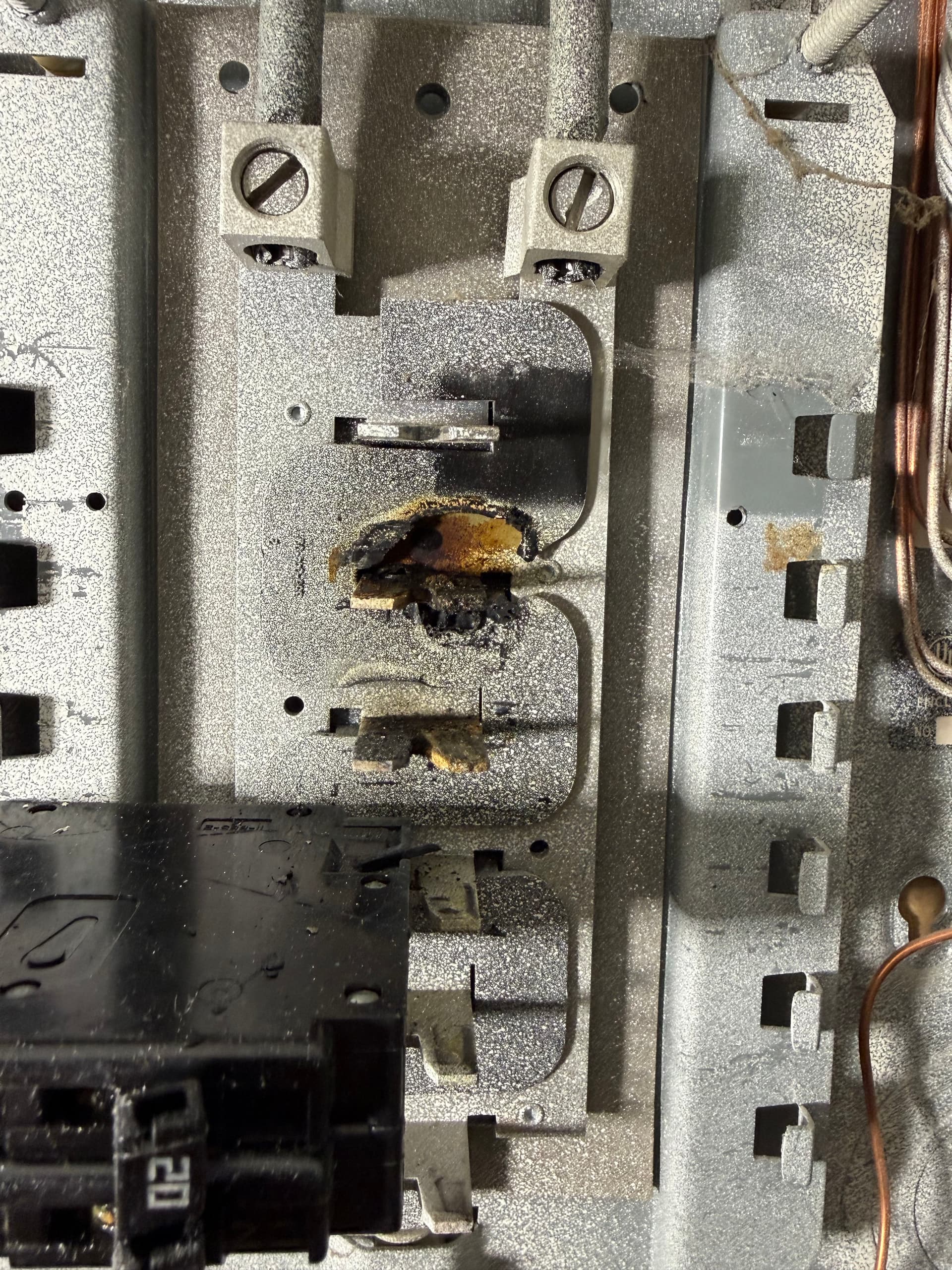 Gallery photos for Ensuring Electrical Safety with Complete Panel Upgrade: Image #2