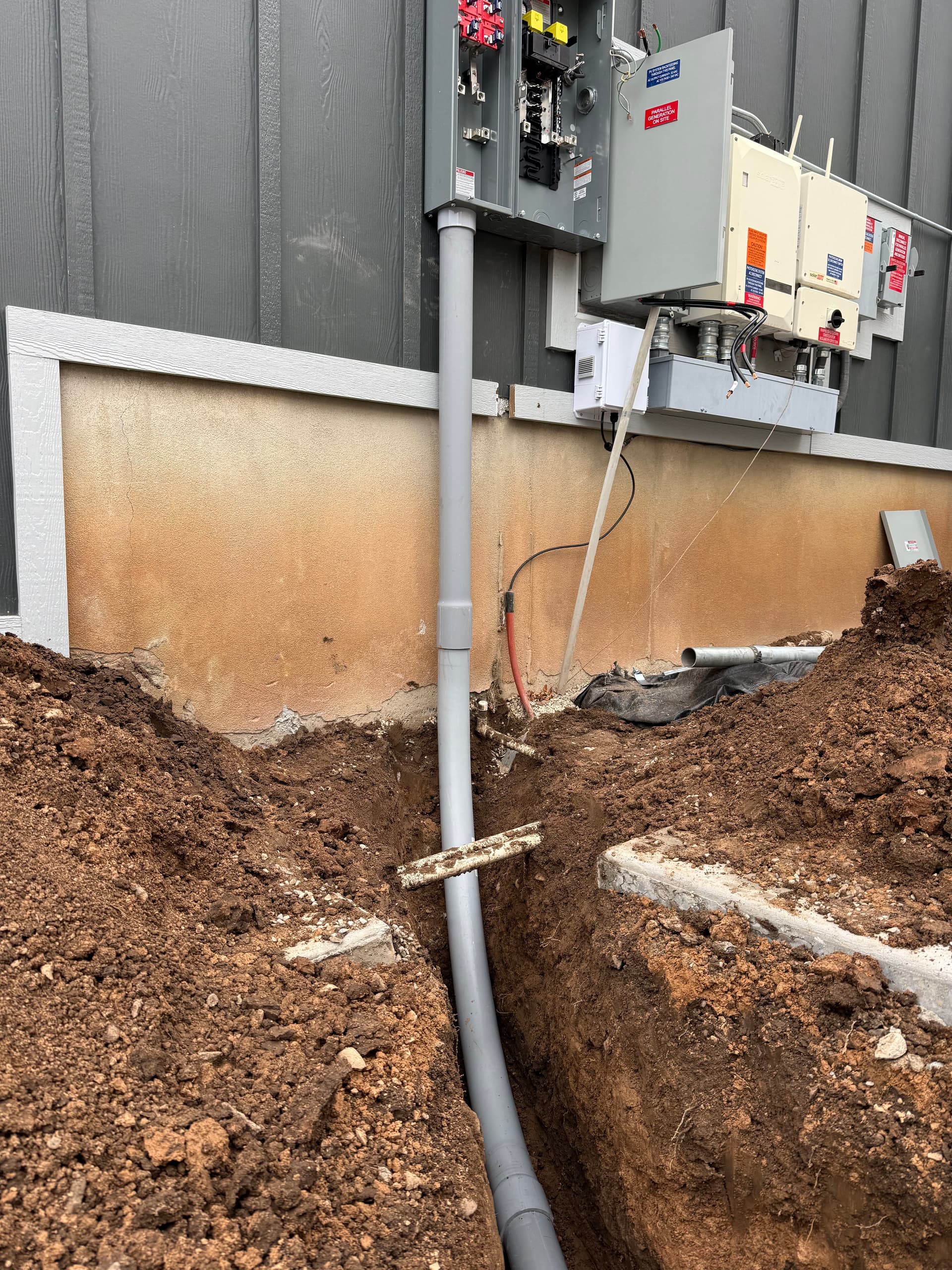 Gallery photos for Restoring Power in the Snow: Image #2