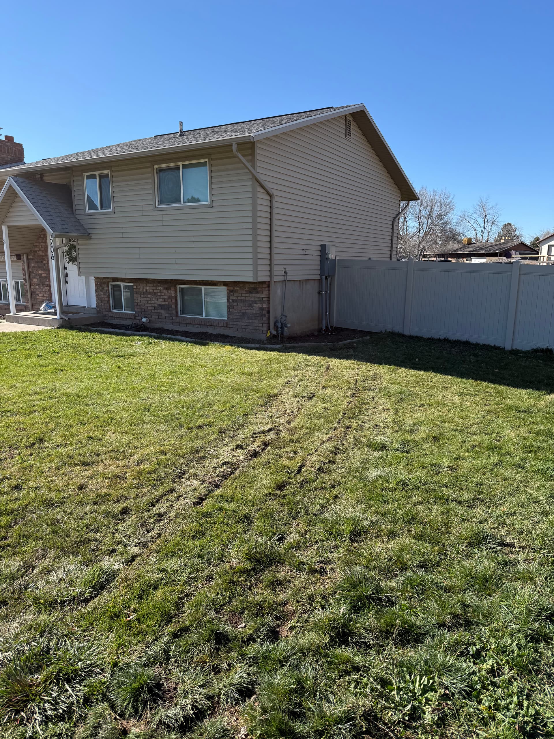 Gallery photos for Boosting Backyard Power with New 200 Amp Electrical Service: Image #6