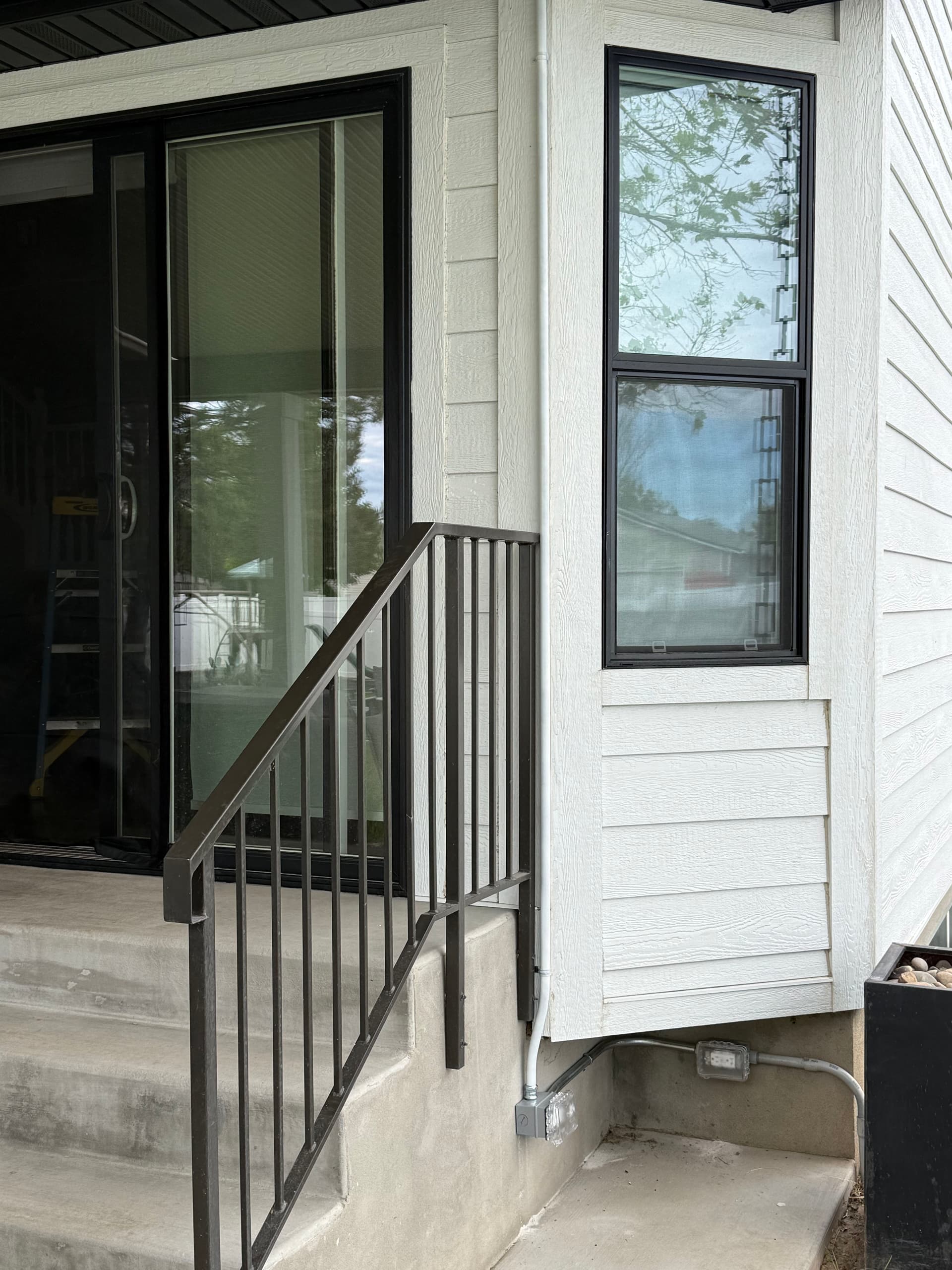 Gallery photos for Exterior Electrical Upgrade with RV Outlet and New Receptacles: Image #3
