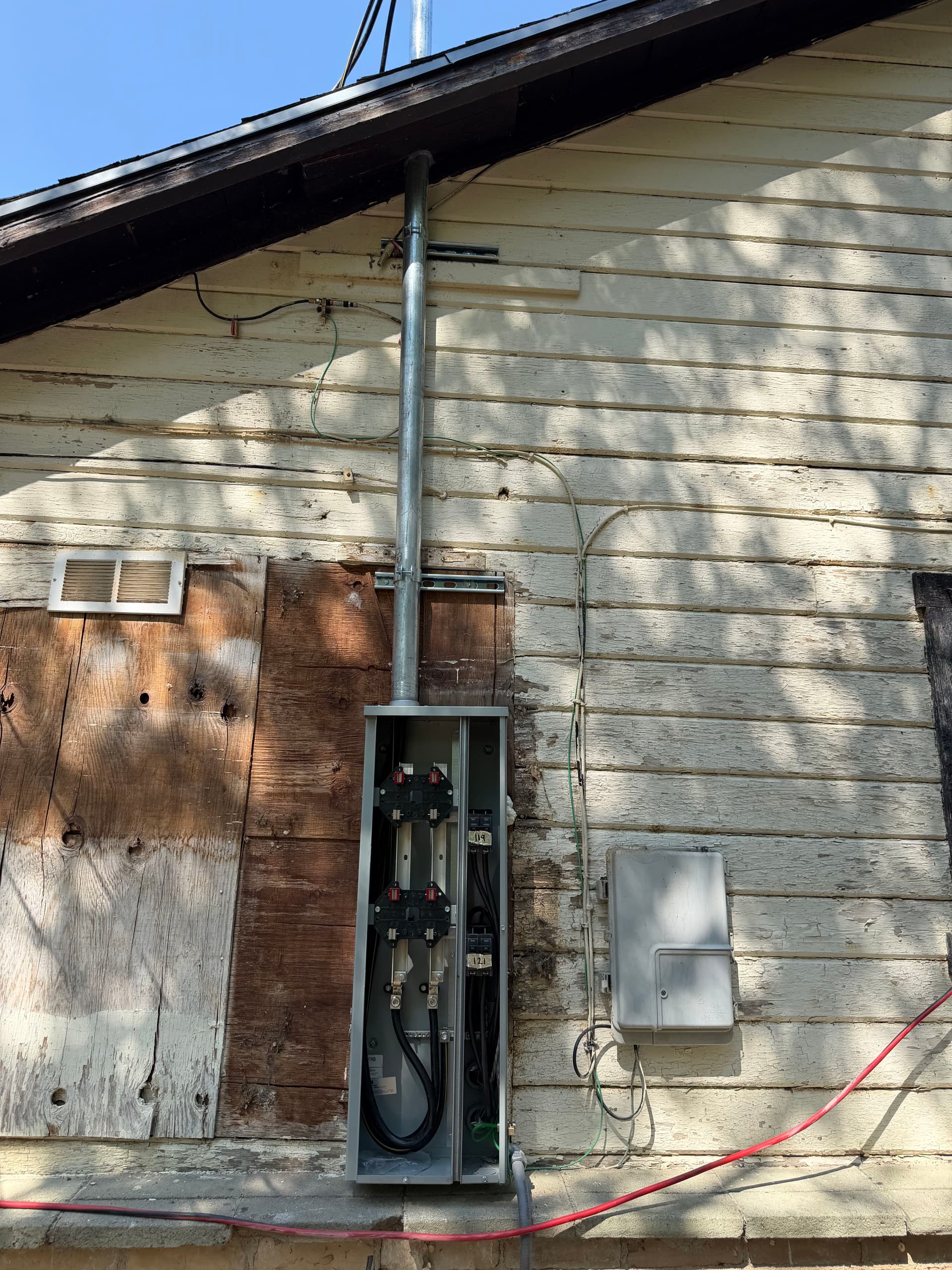Gallery photos for Full House Rewire and Meter Upgrade on a Century-Old Duplex: Image #2