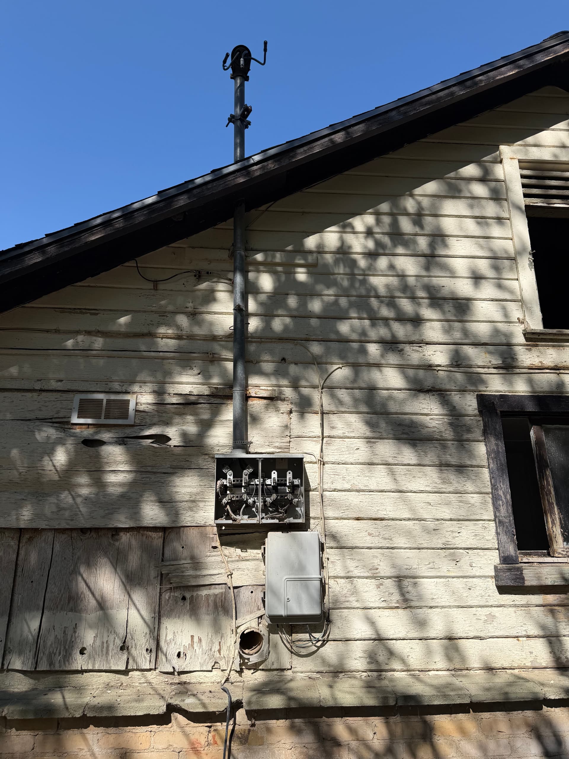 Gallery photos for Full House Rewire and Meter Upgrade on a Century-Old Duplex: Image #1