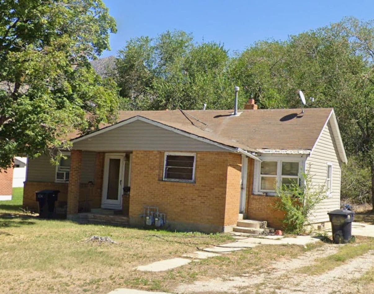 Full House Rewire and Meter Upgrade on a Century-Old Duplex image